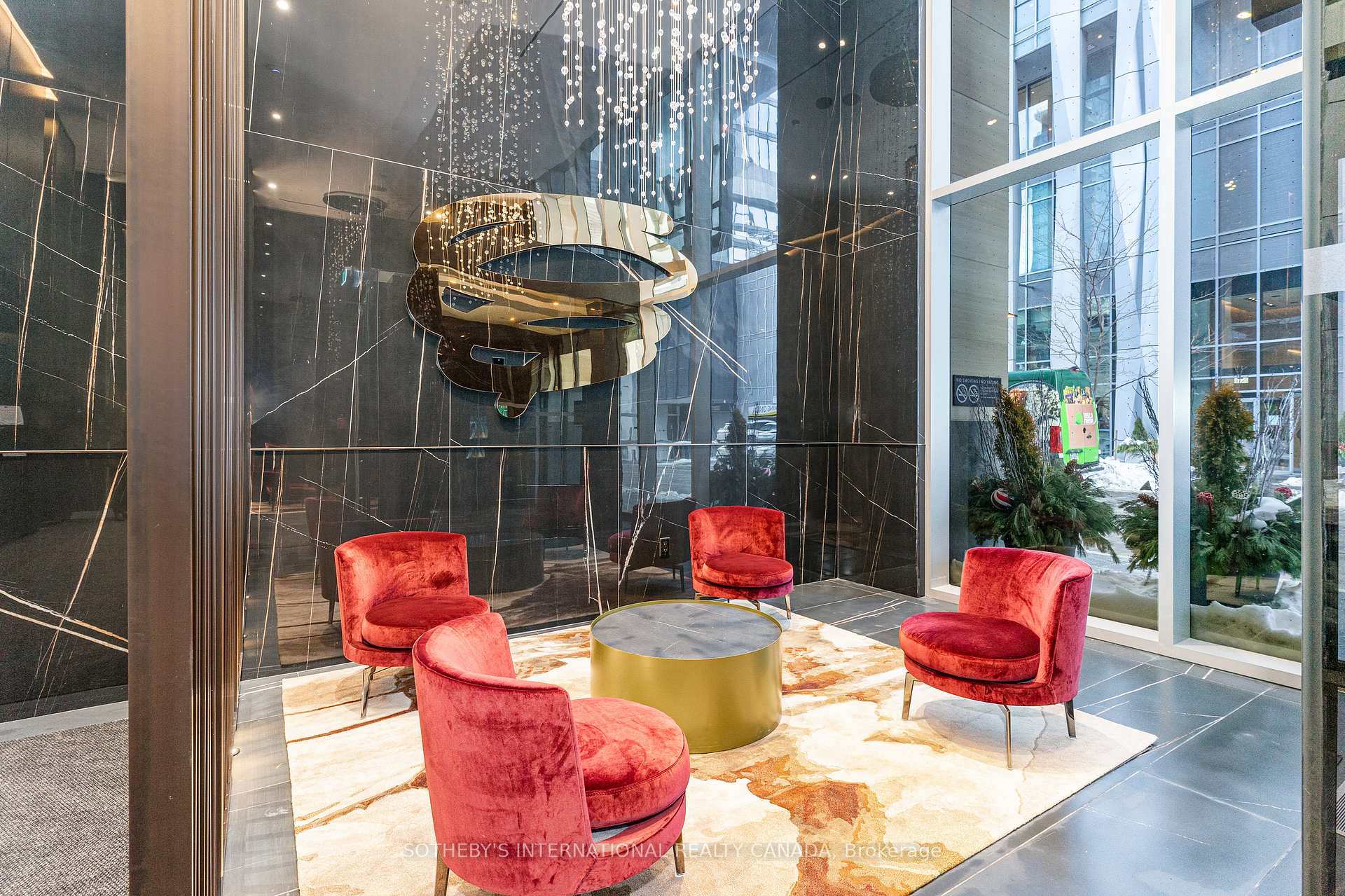 1 Bedroom Condo at 11 Yorkville, Toronto For sale