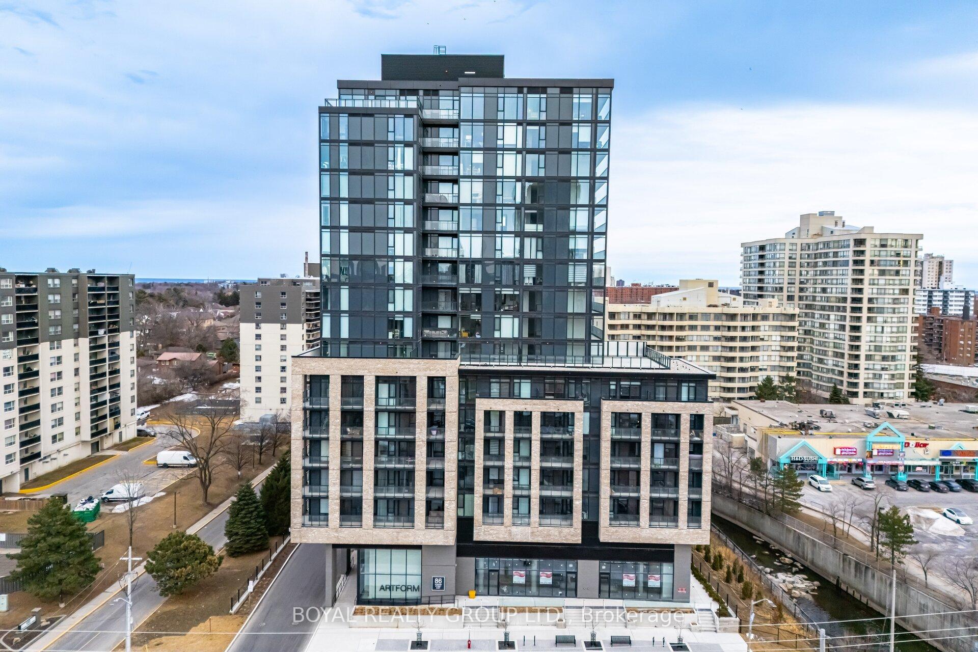 2 Bedrooms Condo at 86 Dundas, Mississauga For sale