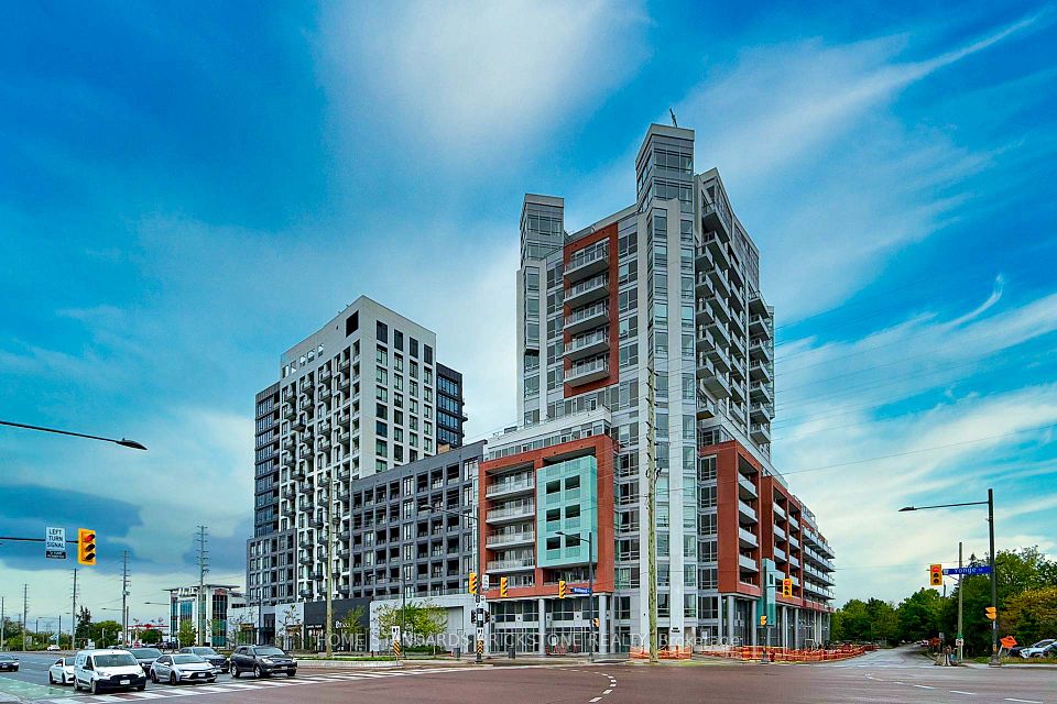 8888 Yonge