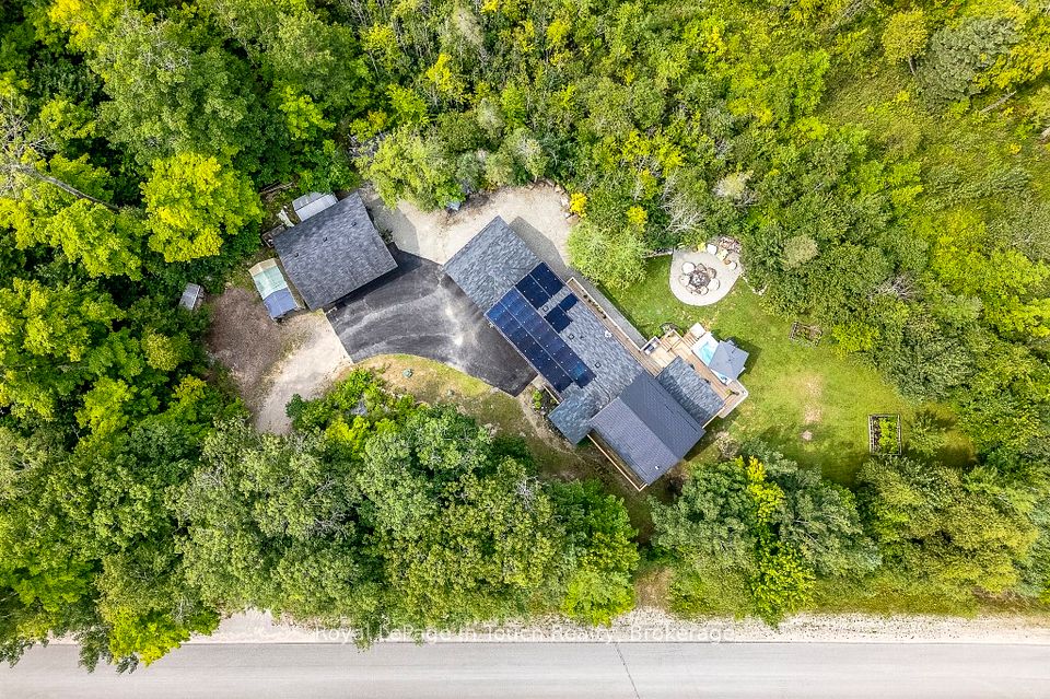 36 Meadows Avenue, Tay, ON L0K 2C0