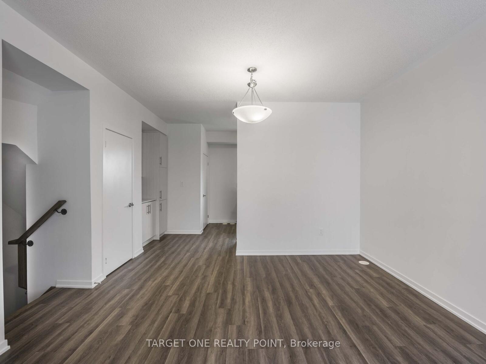 2 Bedrooms Condo at 225 Birmingham, Toronto For sale