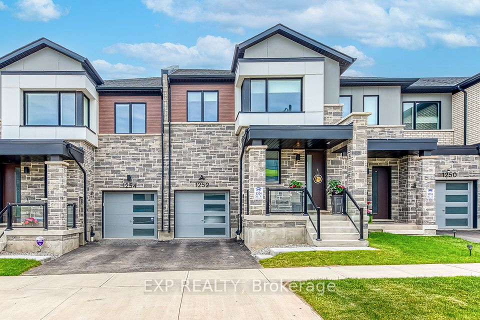 Property at 1252 Wheat Boom Drive, Oakville, ON L6H 7Y4