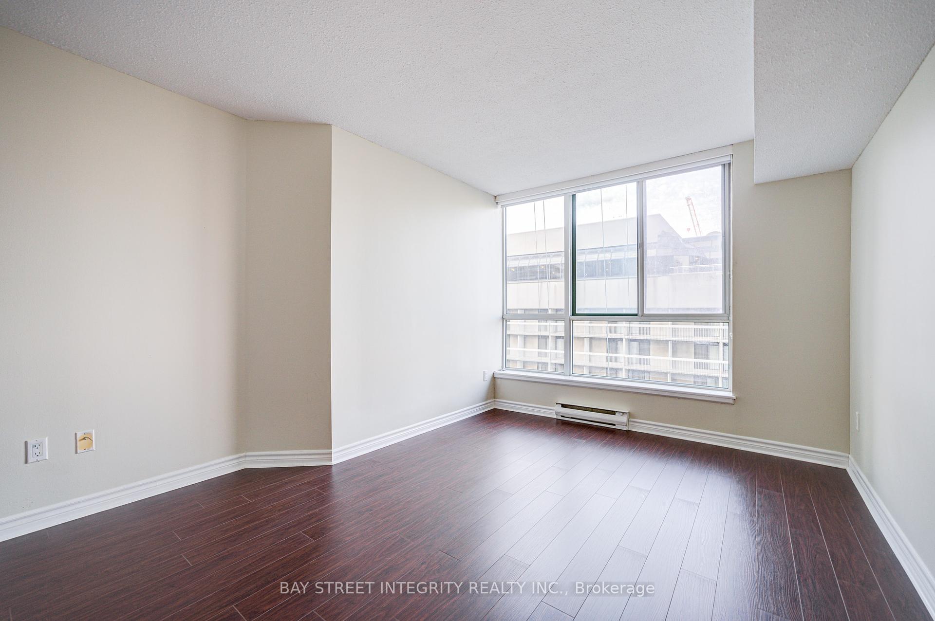1 Bedroom Condo at 38 Elm, Toronto For sale