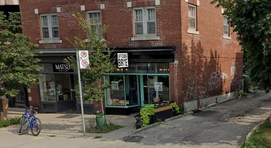 9 -11 Castlefield Avenue Toronto C03 Ontario M4R 1G3