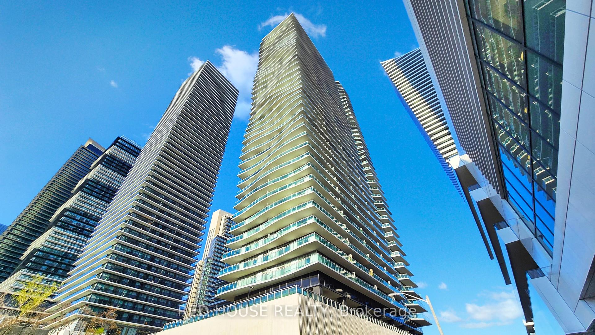 3 Bedrooms Condo at 33 Shore Breeze, Toronto For sale