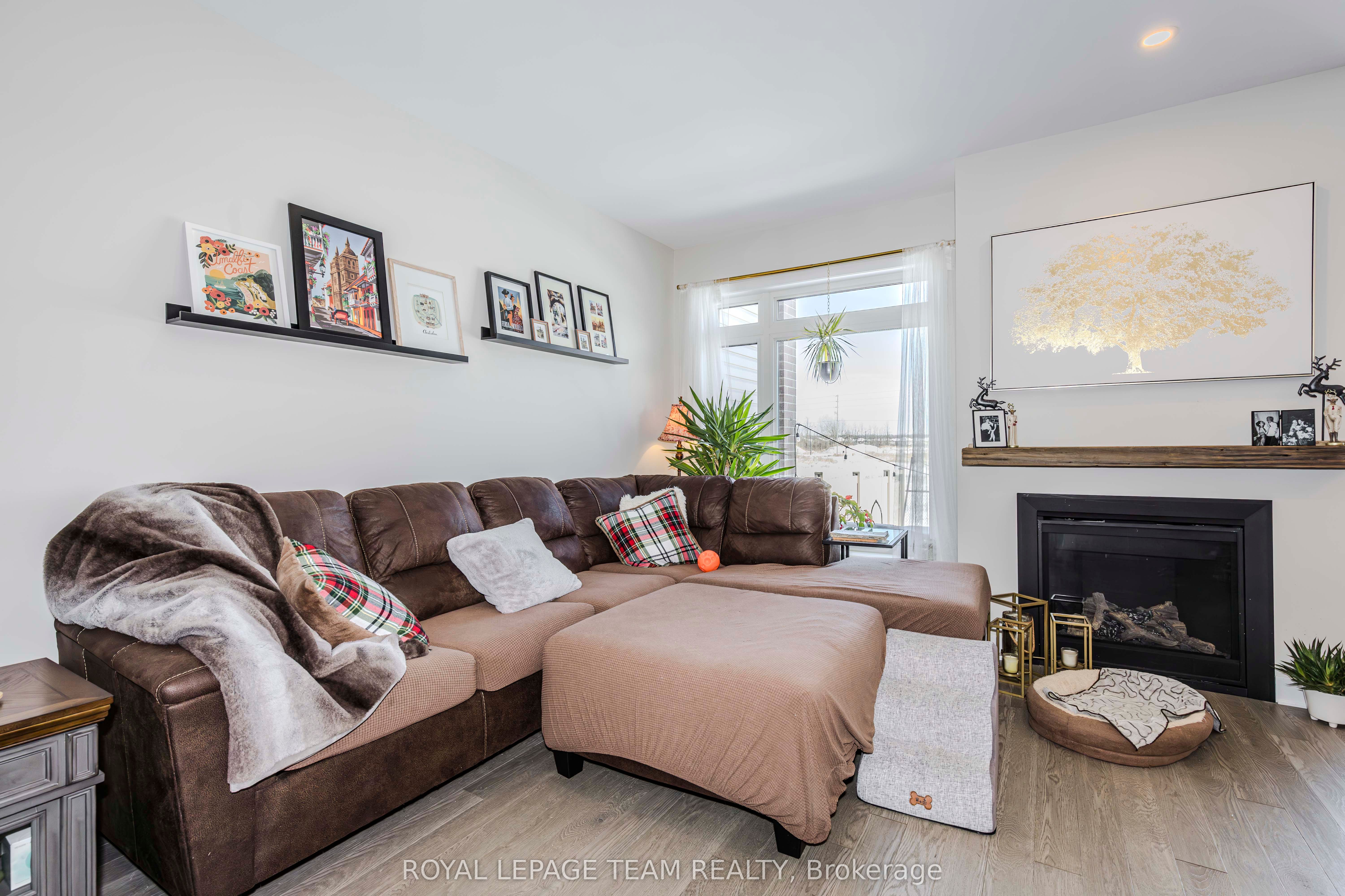 71 CANVASBACK Ridge, Blossom Park - Airport and Area 2602 - Riverside South/Gloucester Glen