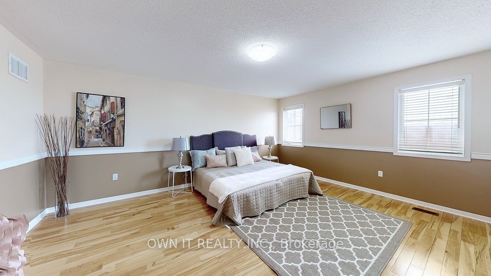 https://trreb-image.ampre.ca/I4xEdjVQ-wAw6-f5NkFI8oW2XunTcoEUQQx0FjAQQY0/rs:fit:960:960/wm:.5:so:0:50:.4/wmsh:10/wmt:PHNwYW4gZm9yZWdyb3VuZD0nd2hpdGUnIGZvbnQ9JzY4Jz5PV04gSVQgUkVBTFRZIElOQy4sIEJyb2tlcmFnZTwvc3Bhbj4/L3RycmViL2xpc3RpbmdzLzQwLzY3LzkzLzA1L3AvNjJiMTk2OTAtNzMxNS00ZjUyLTkxYzMtMzBjZmNmYzgwZjM5LmpwZw.jpg