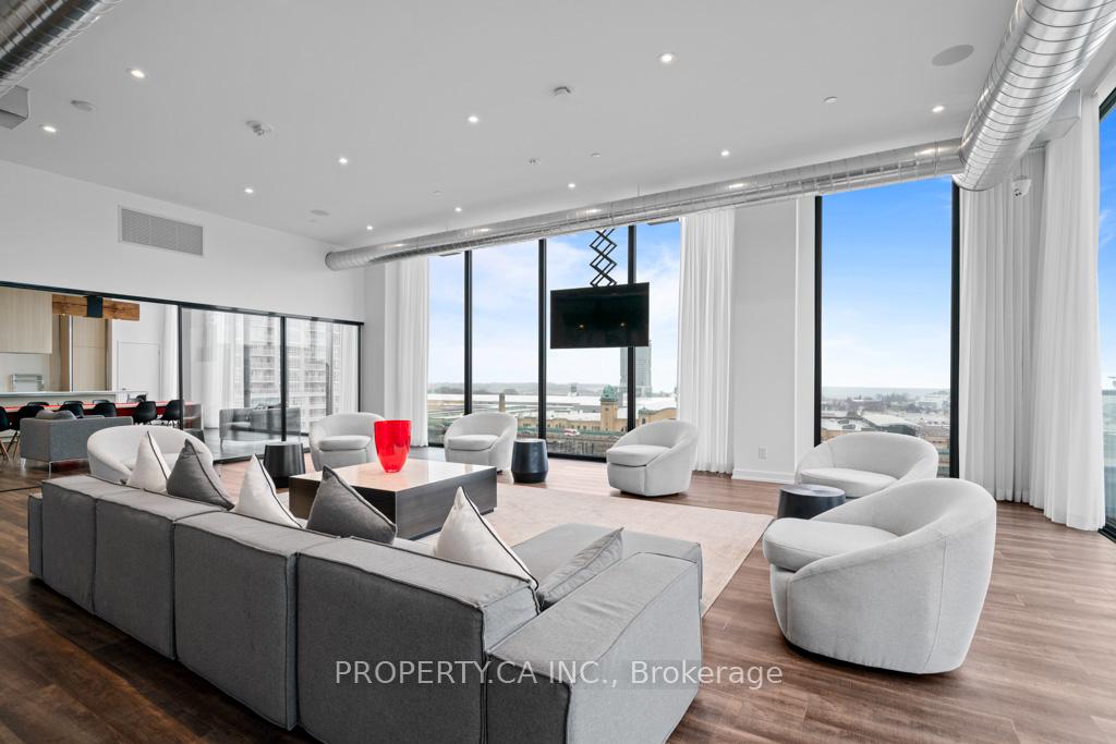 3 Bedrooms Condo at 135 East Liberty, Toronto For sale