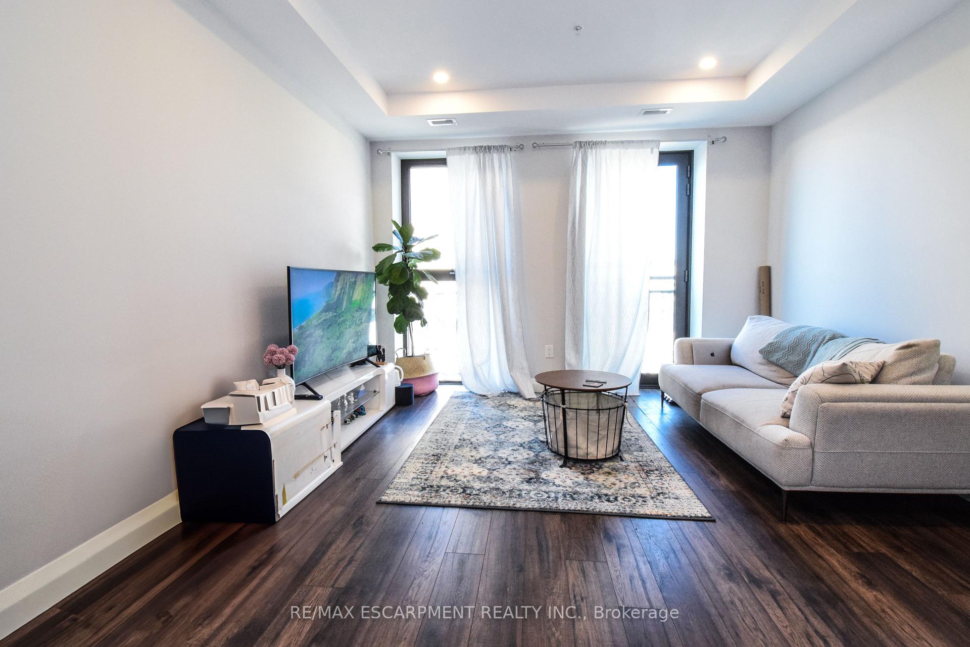 1 Bedroom Condo at 118 King,  Hamilton For sale