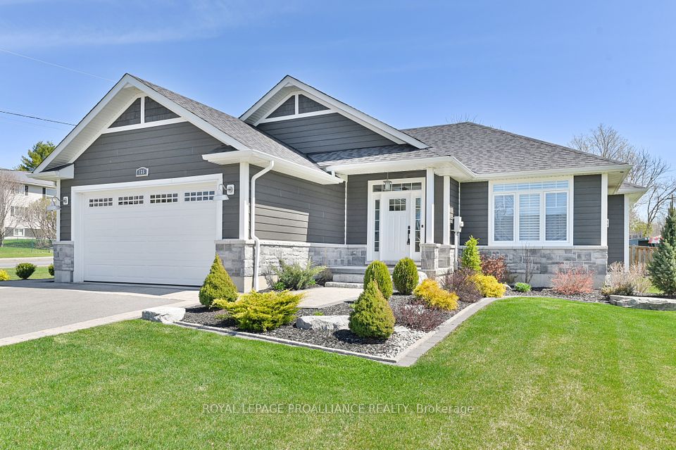 135 Rollins