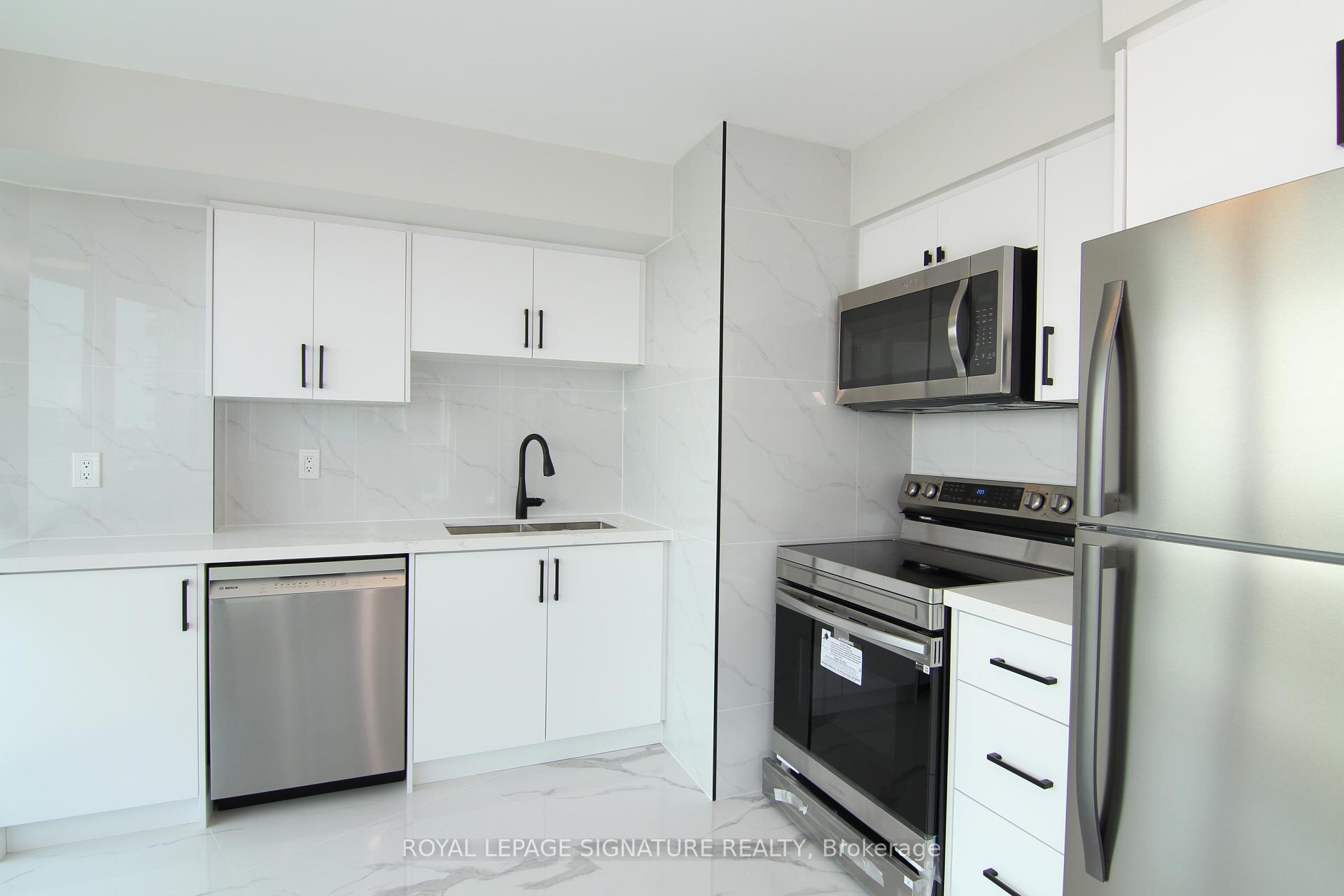 2 Bedrooms Condo at 219 Fort York,  Toronto For sale