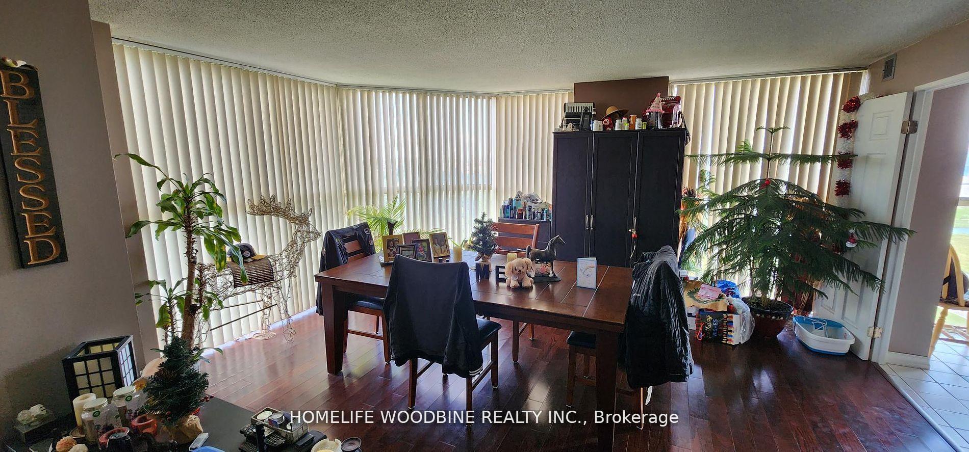 2 Bedrooms Condo at 600 Rexdale, Toronto For sale