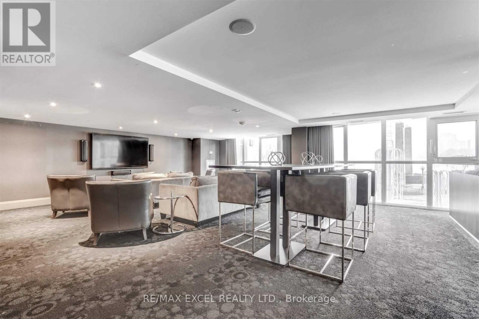 2 Bedrooms Condo at 38 Grand Magazine, Toronto For sale