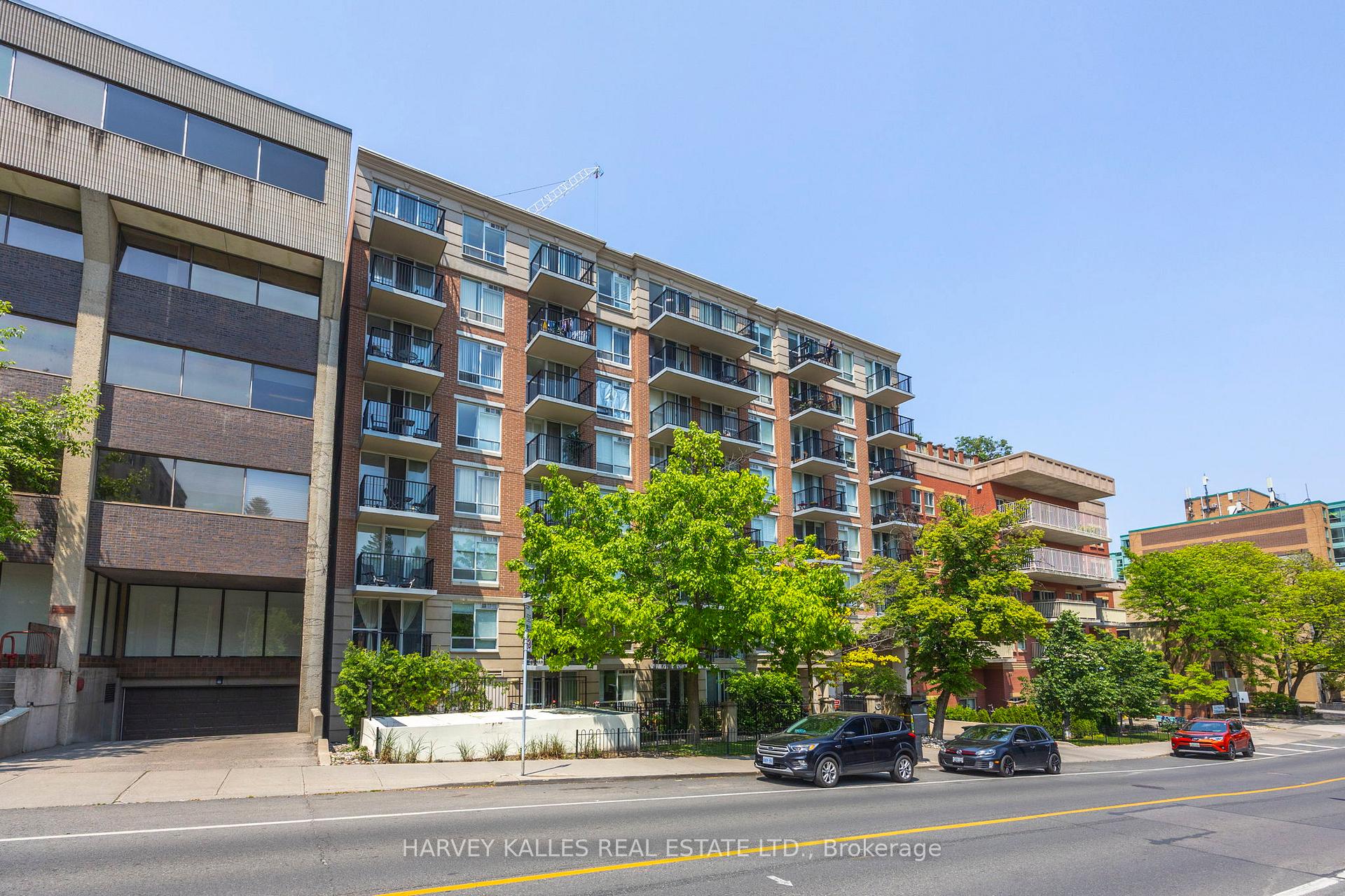 260 Merton Street 601