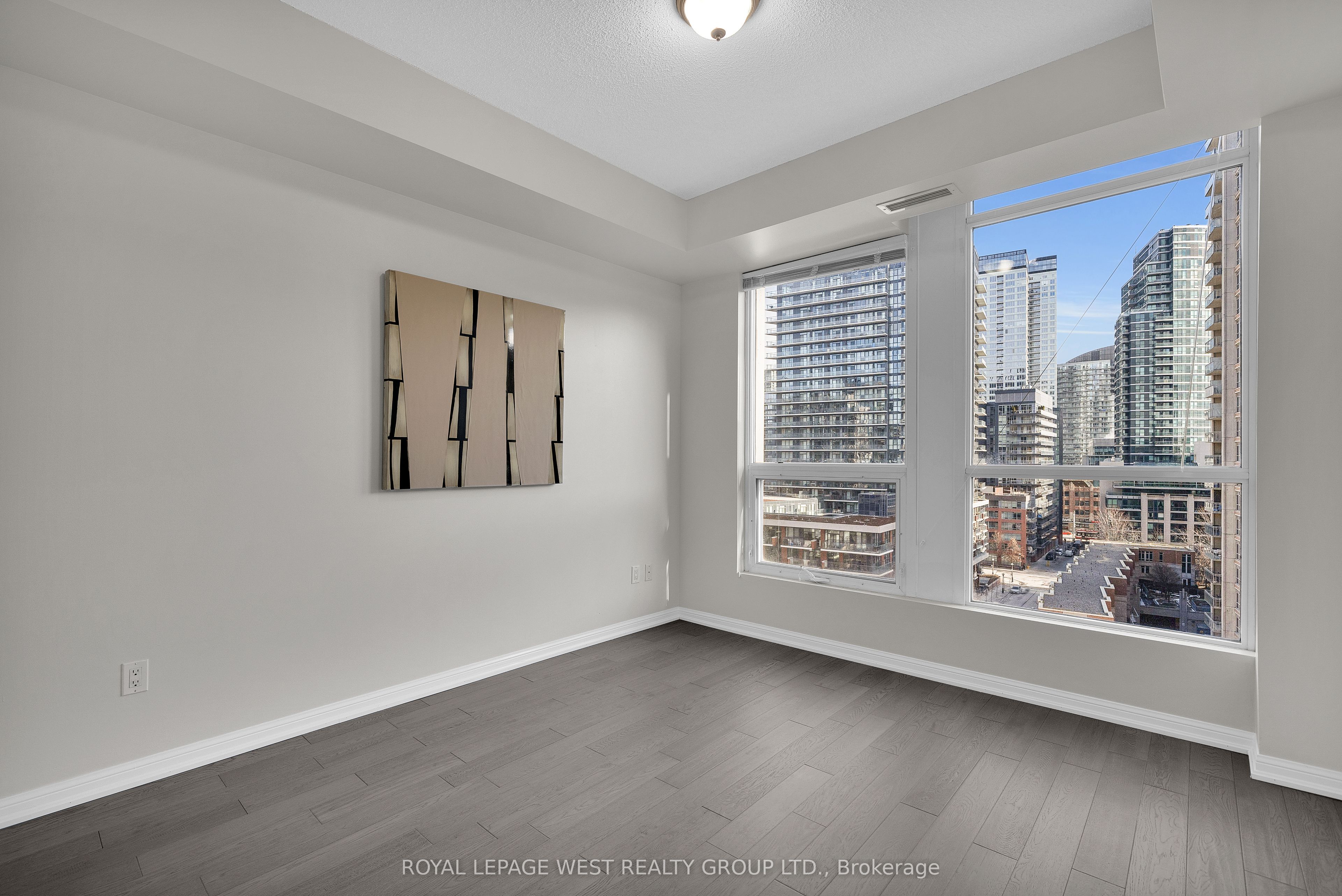 628 Fleet Street, #1108