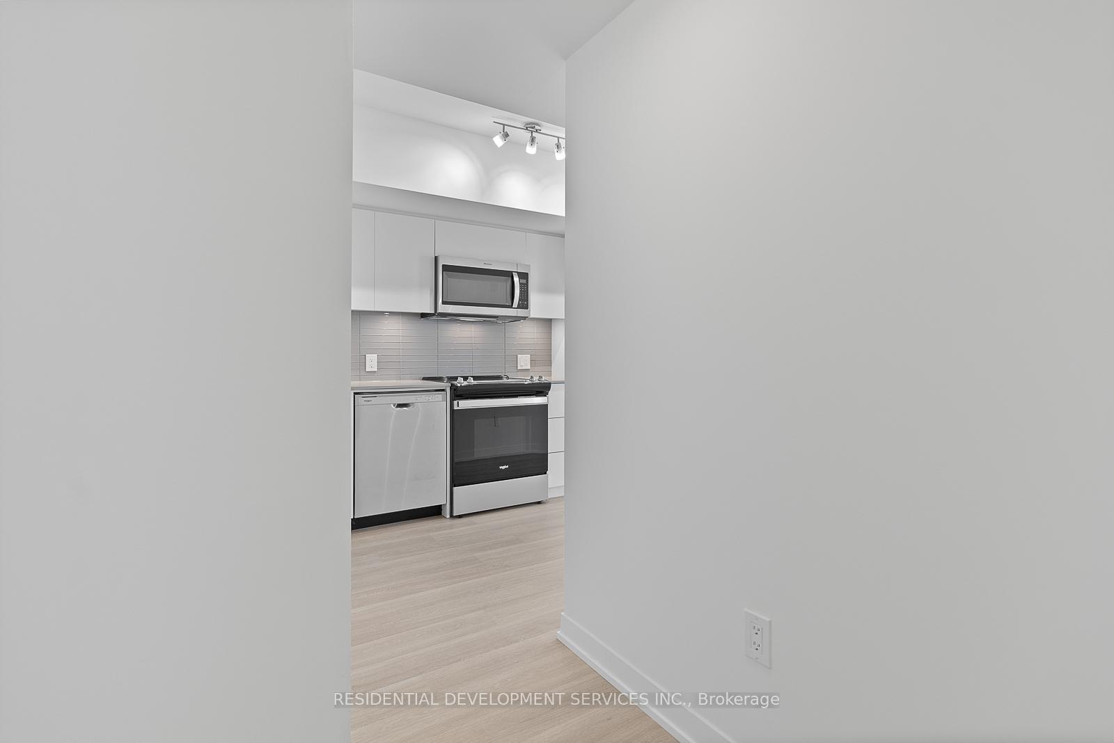 2 Bedrooms Condo at 500 Wilson,  Toronto For sale