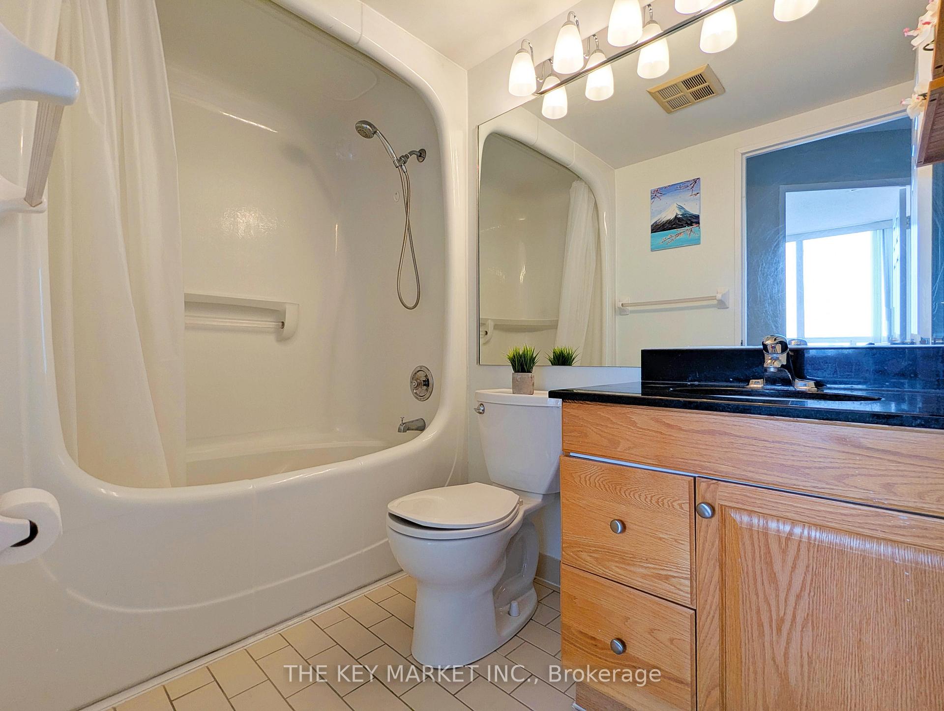 4 Bedrooms Condo at 7 Bishop, Toronto For sale