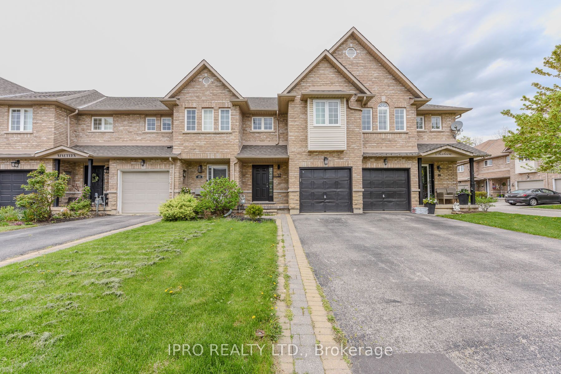 4055 Forest Run Avenue, #17