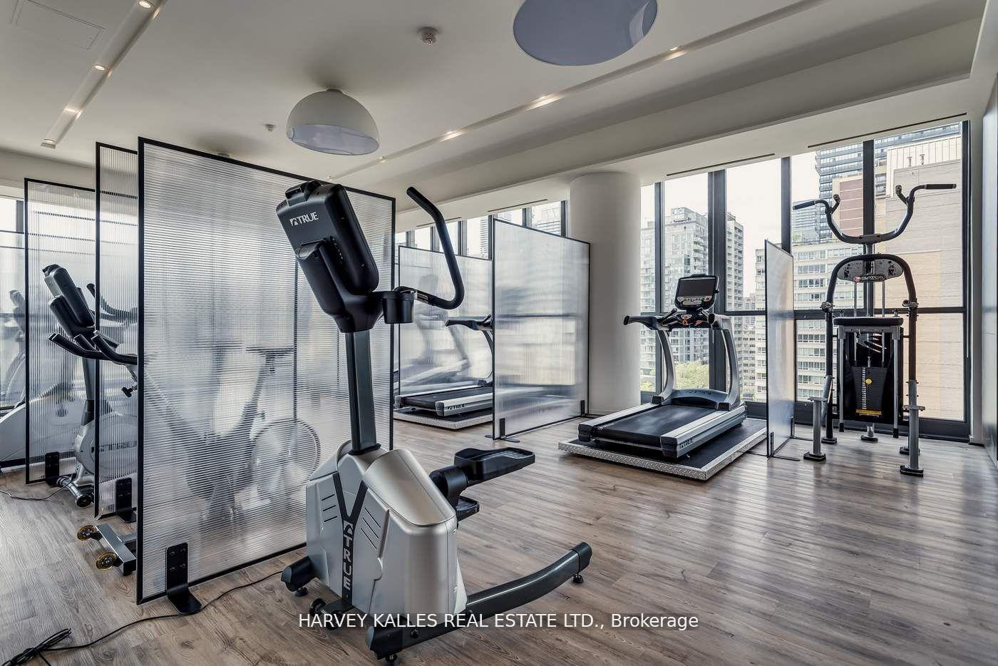 4 Bedrooms Condo at 101 Charles, Toronto For sale