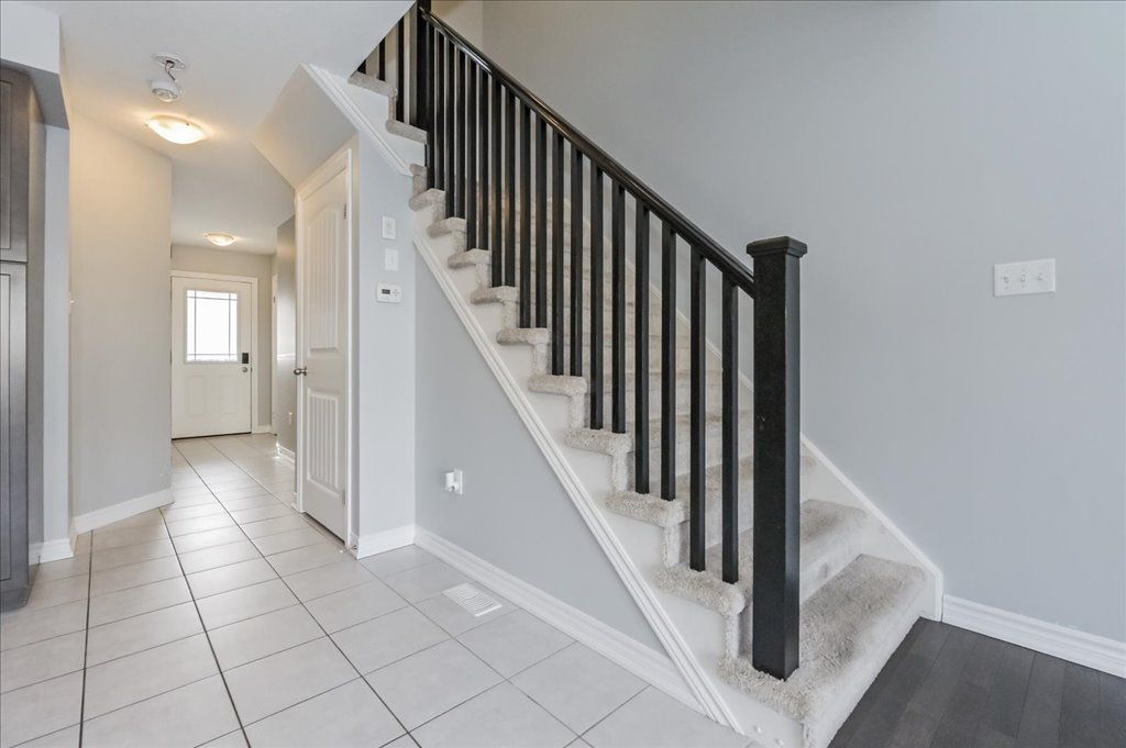 102 Westminster Crescent 102W