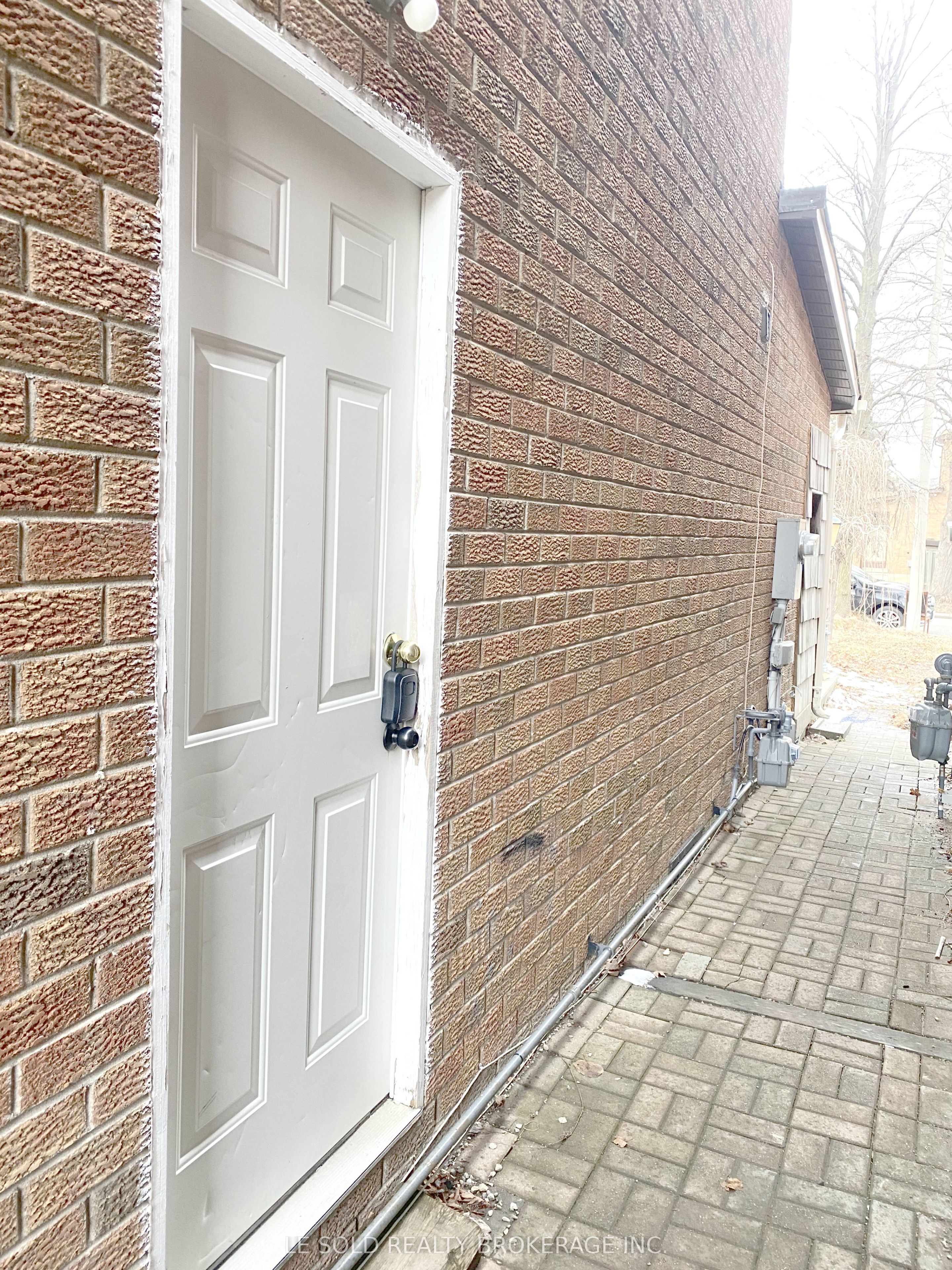 25 Debden Road, #Bsmt