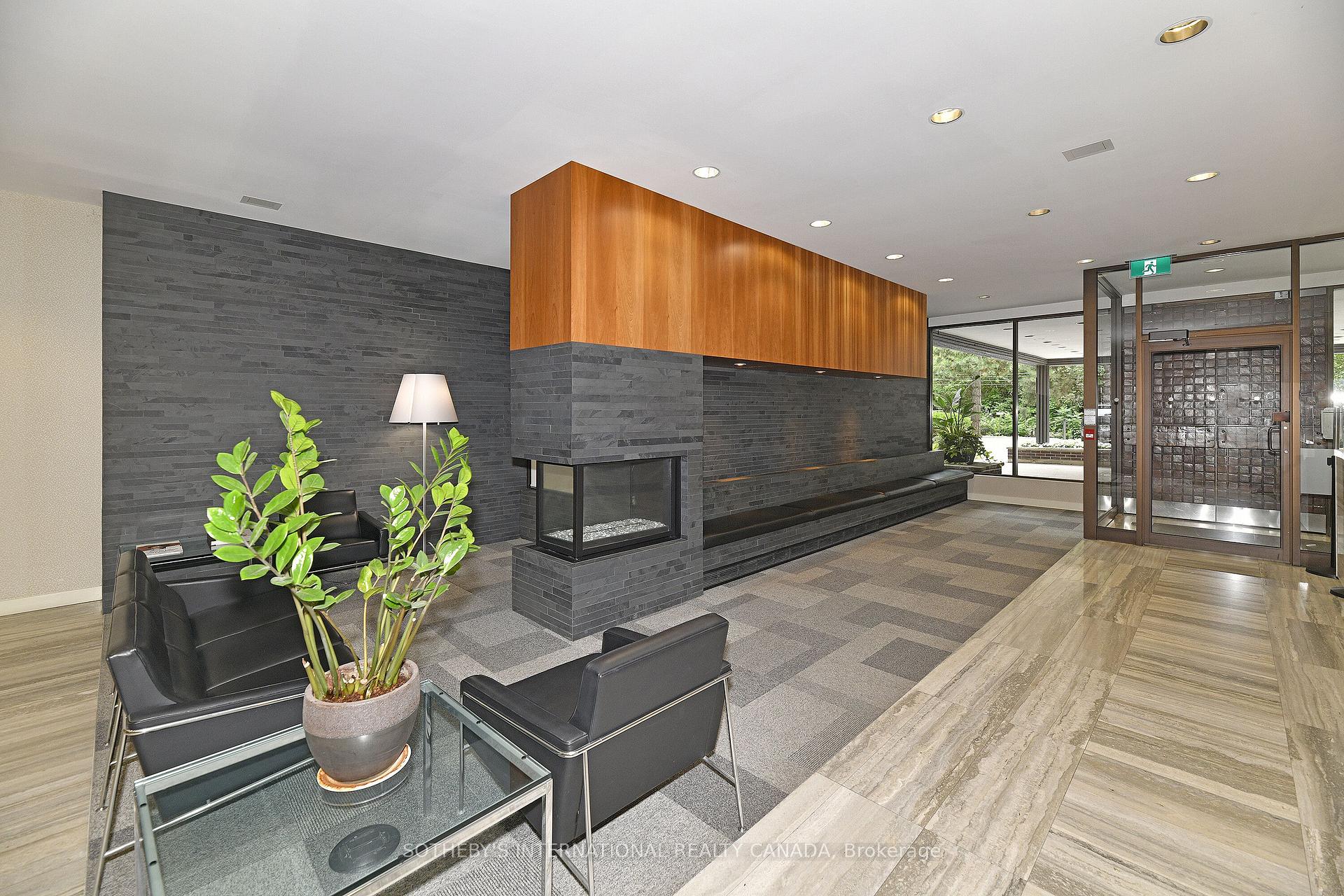 2 Bedrooms Co-op at 120 Rosedale Valley, Toronto For sale