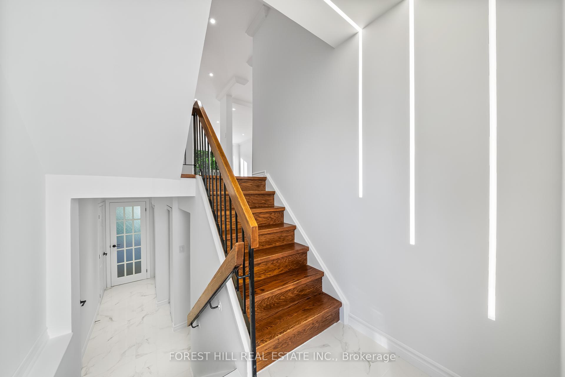 5 Bedrooms Condo at 73 CHERYL SHEP, Toronto For sale