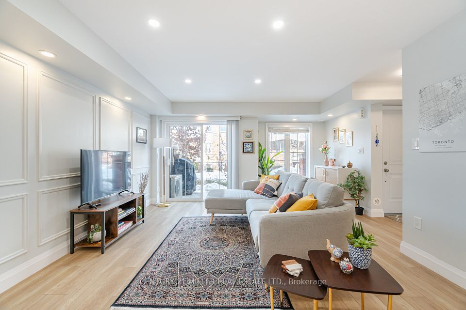 Property at #5 - 39 Hays Boulevard, Oakville, ON L6H 0J1