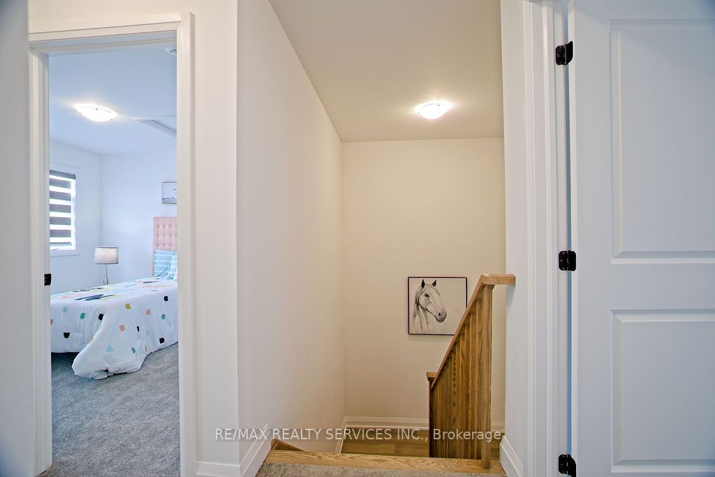 38 Barnyard Trail