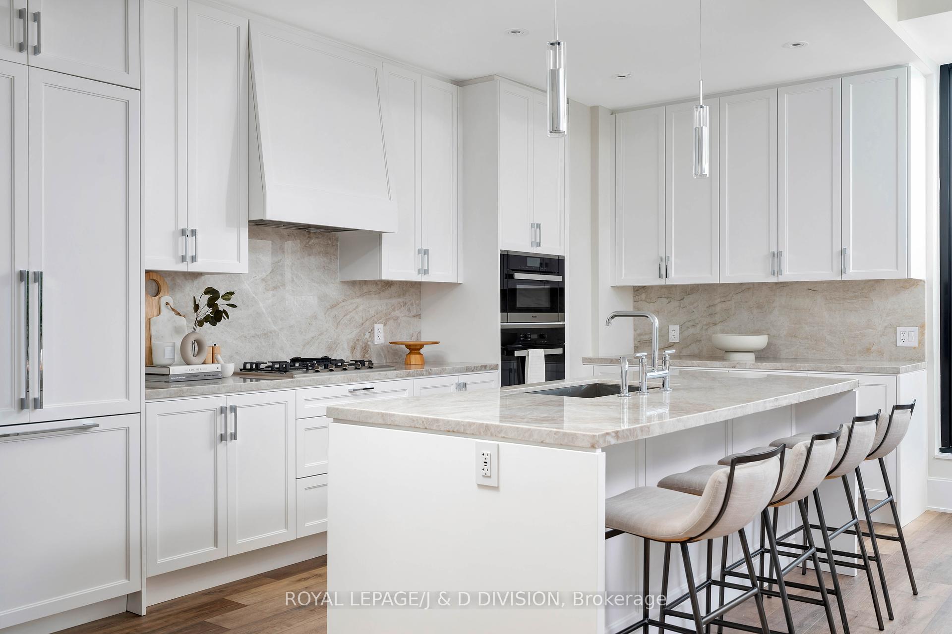 3 Bedrooms Condo at 1 Strathgowan, Toronto For sale