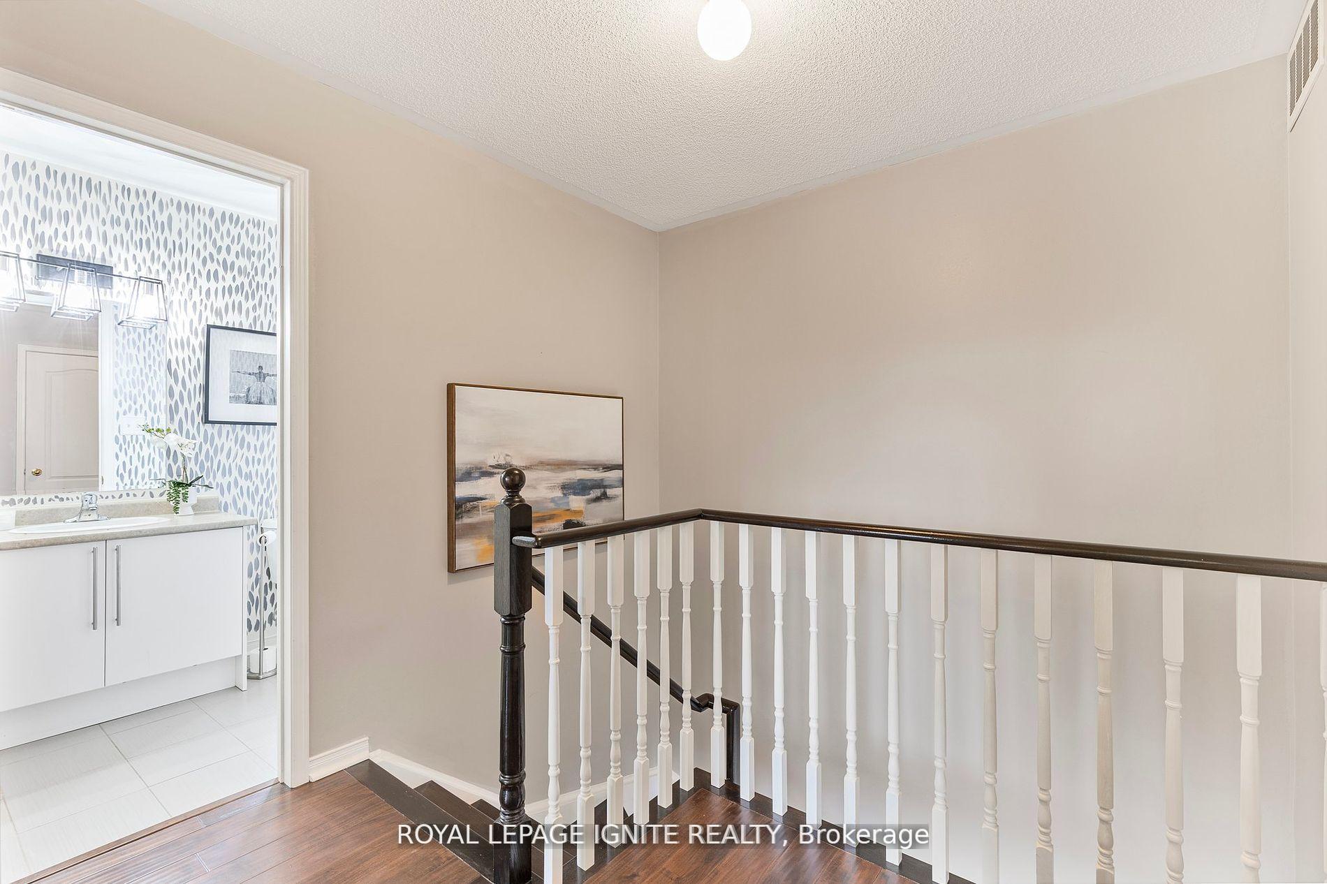 2 Bedrooms Condo at 6063 Kingston, Toronto For sale