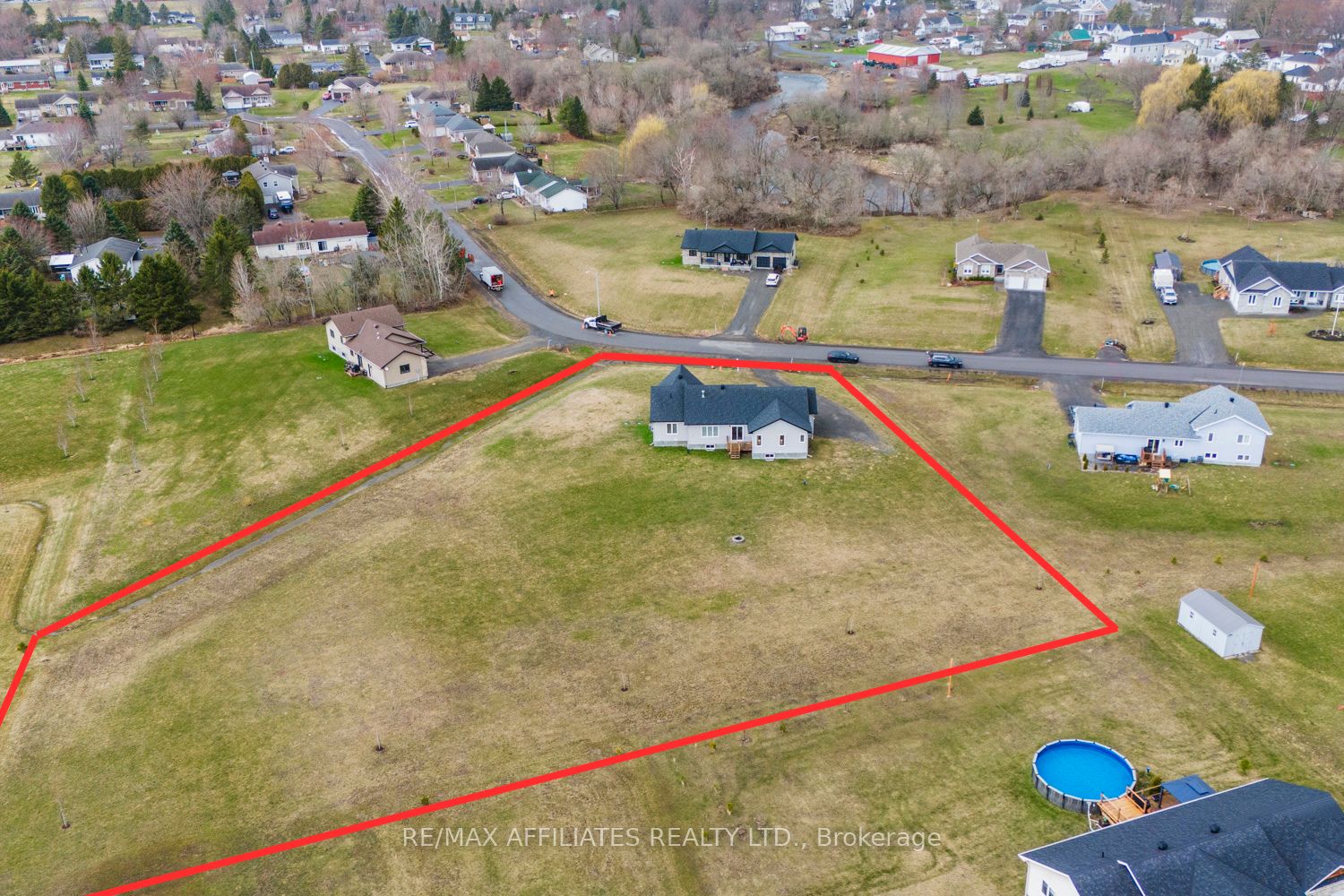 3007 Drew Drive, North Dundas, ON K0E 1W0