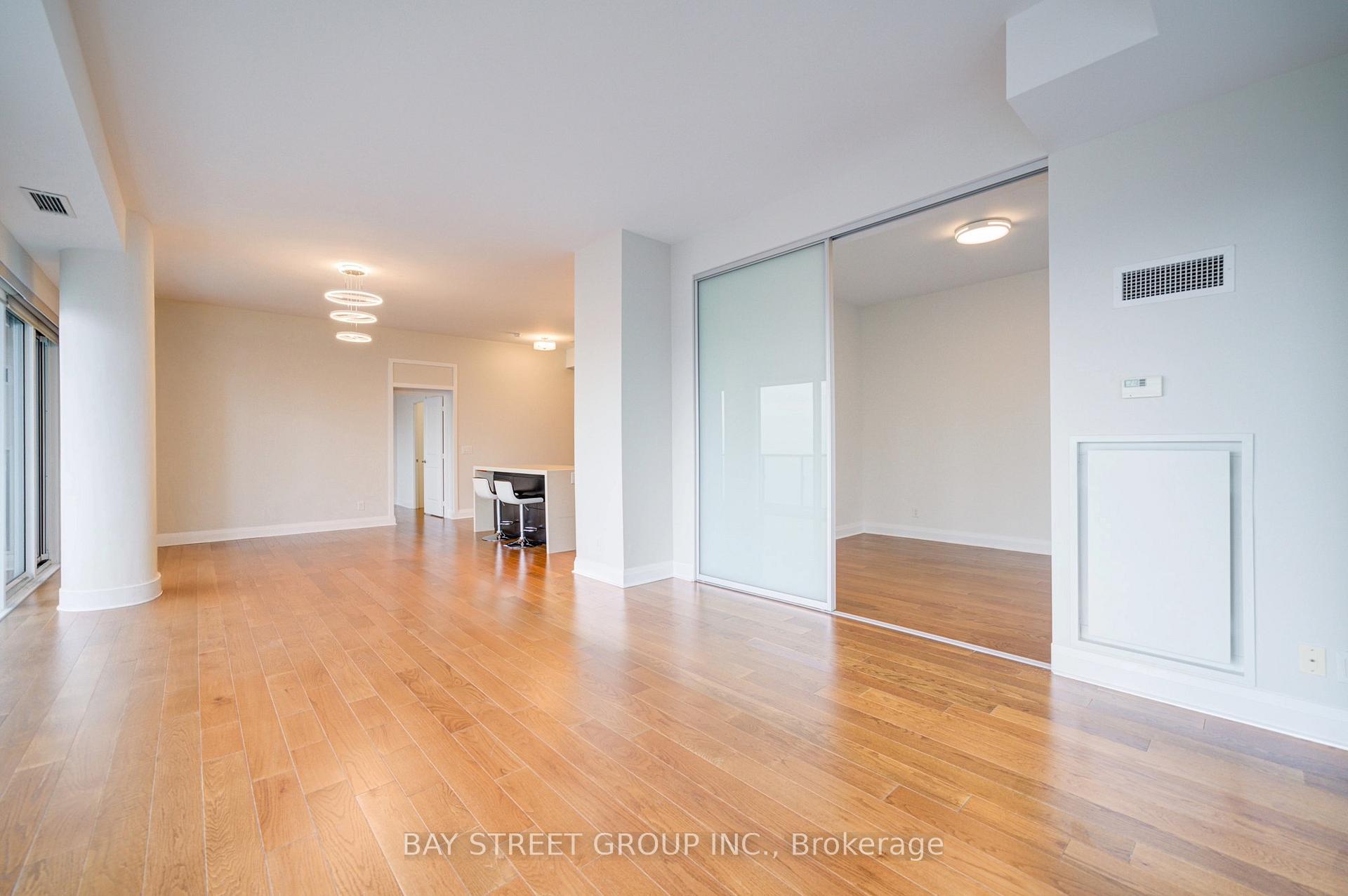 3 Bedrooms Condo at 65 St. Mary, Toronto For sale