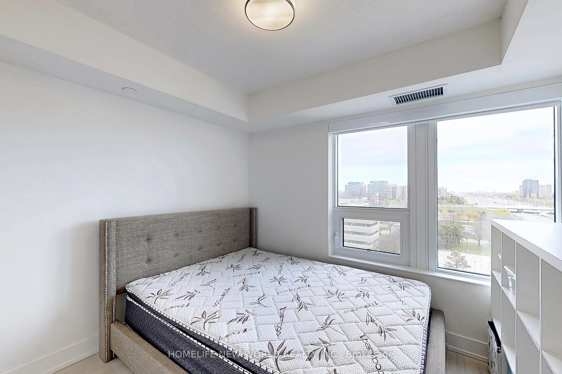 2 Bedrooms Condo at 10 Eva,  Toronto For sale