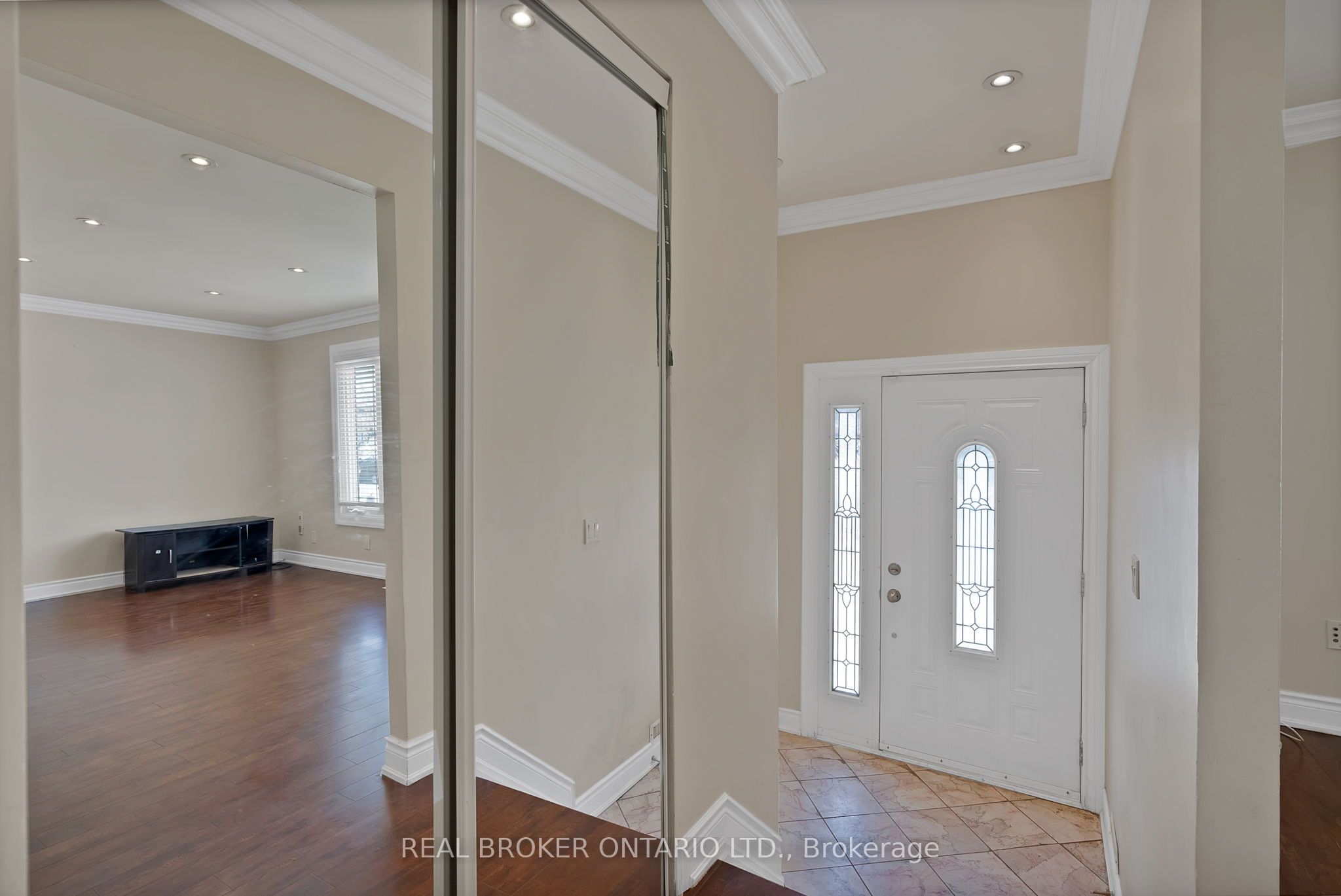 251 Vodden Street E, #Main Fl