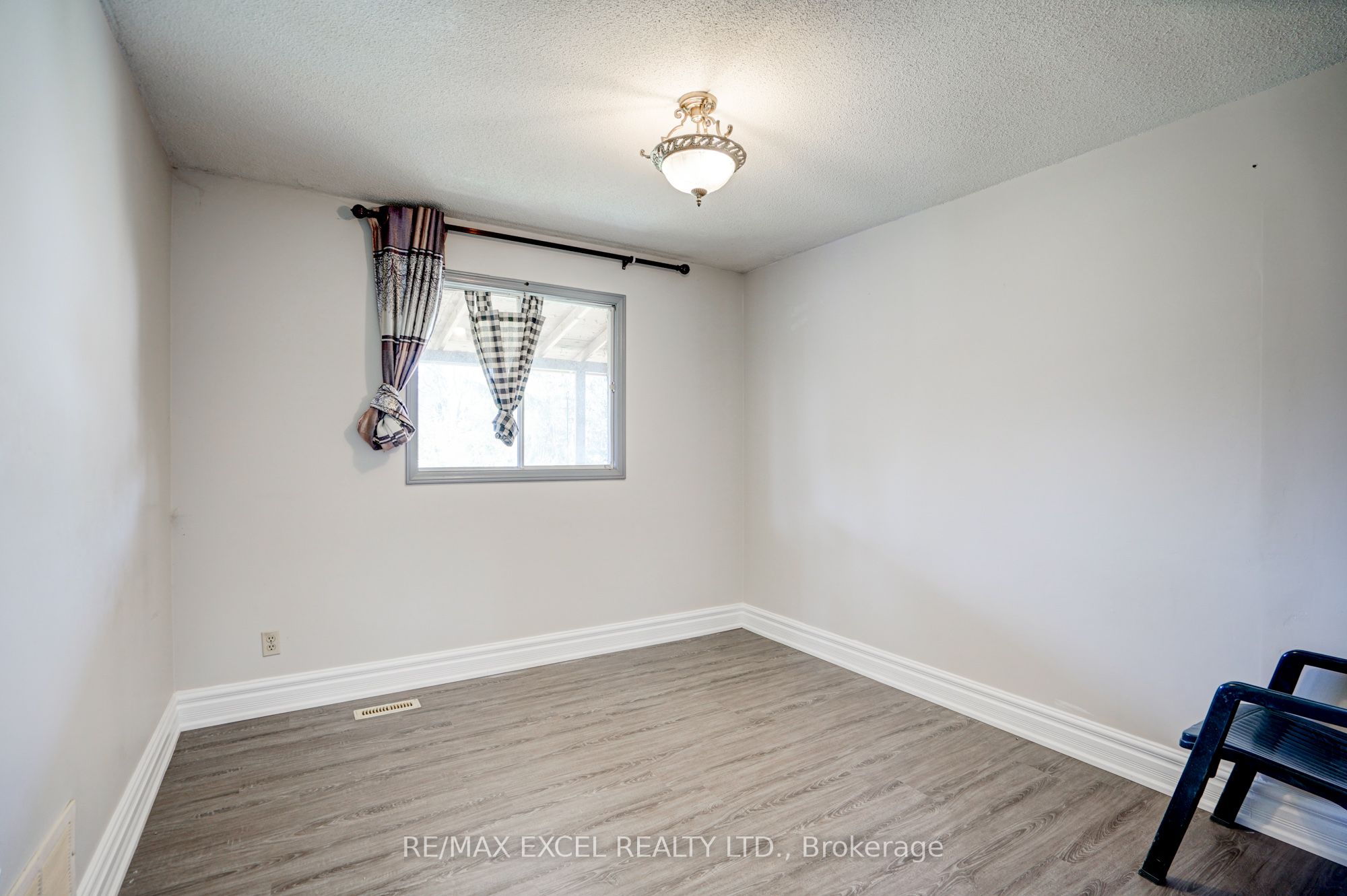287 Port Royal Trail, #Upper