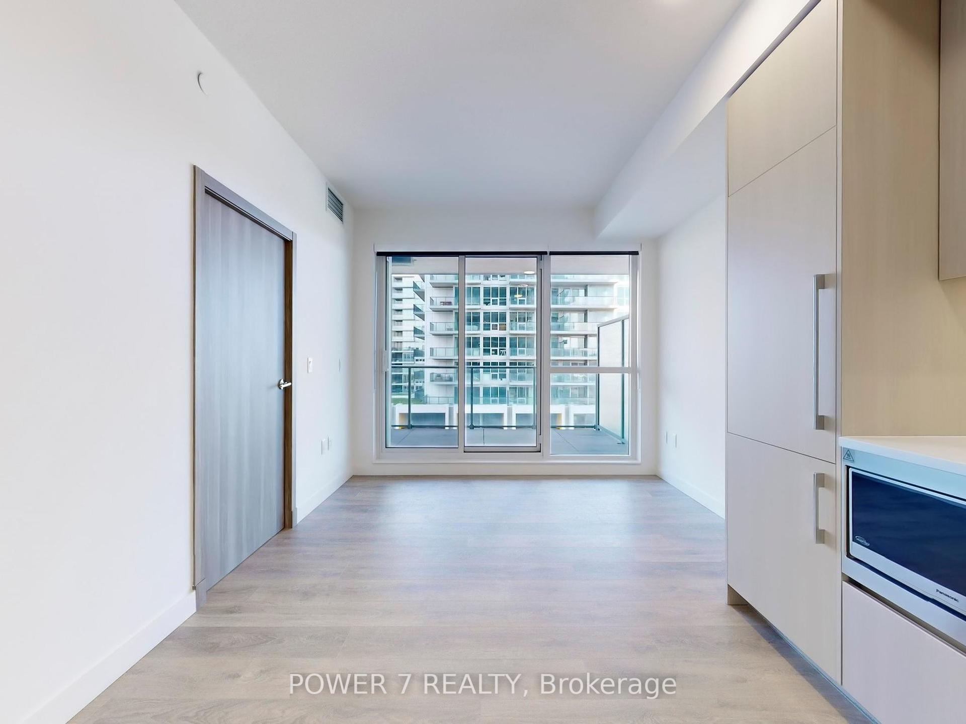1 Bedroom Condo at 27 McMahon,  Toronto For sale
