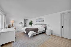 11833 Lakeshore Road