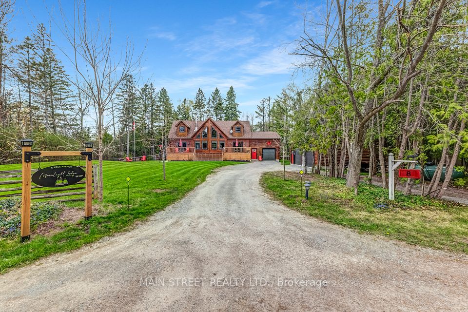 8 Kose Avenue, Georgina, ON L0E 1N0