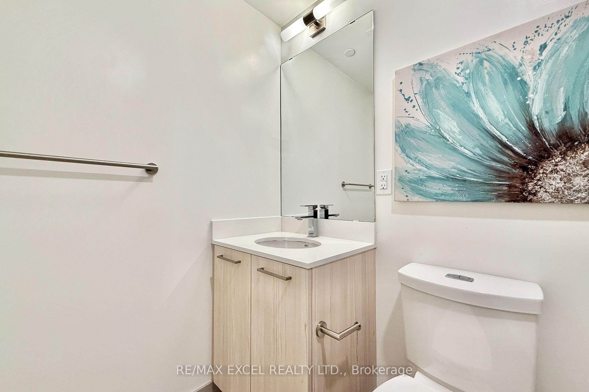 2 Bedrooms Condo at 65 Mutual, Toronto For sale