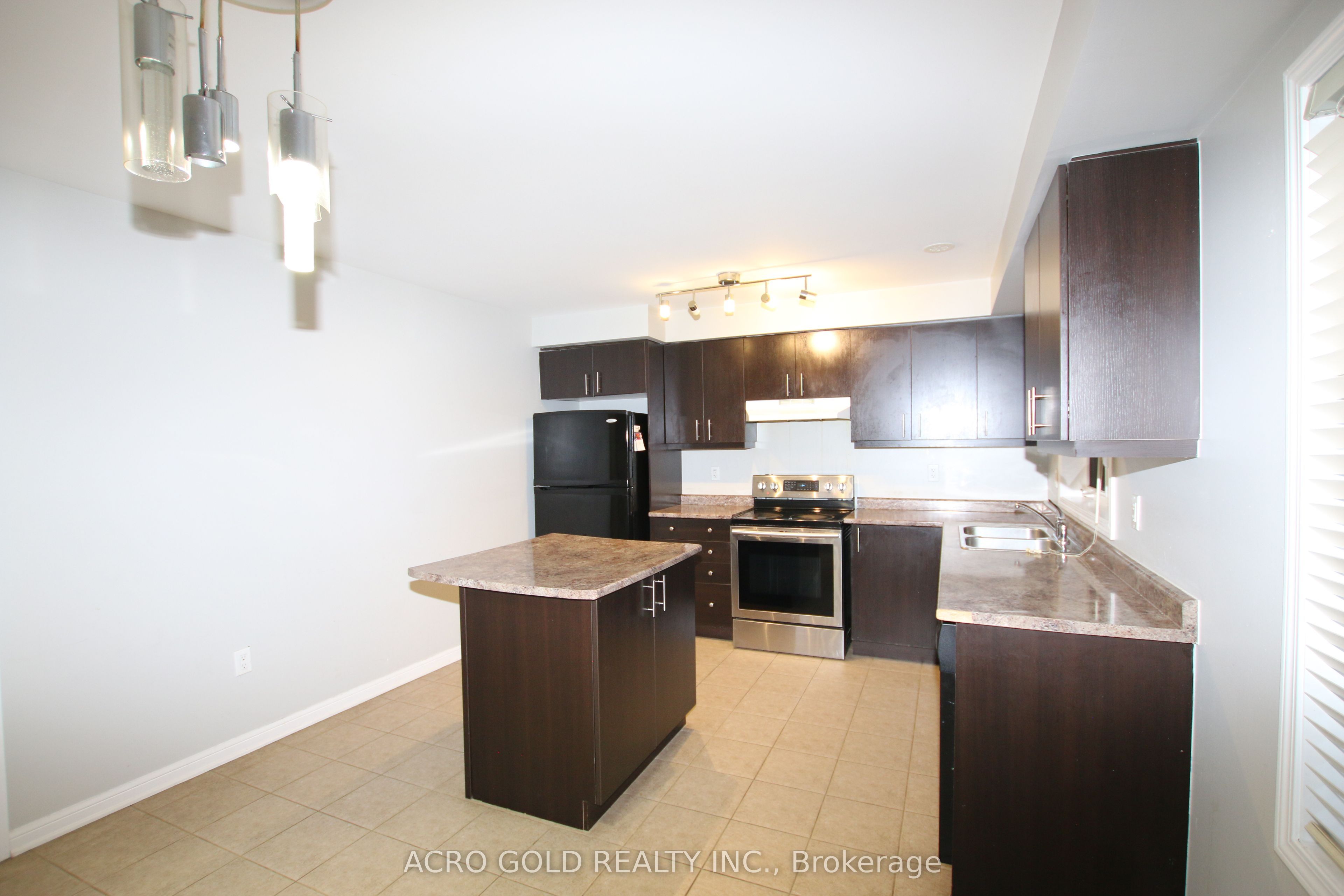 32 Mercedes Road, Brampton Northwest Brampton