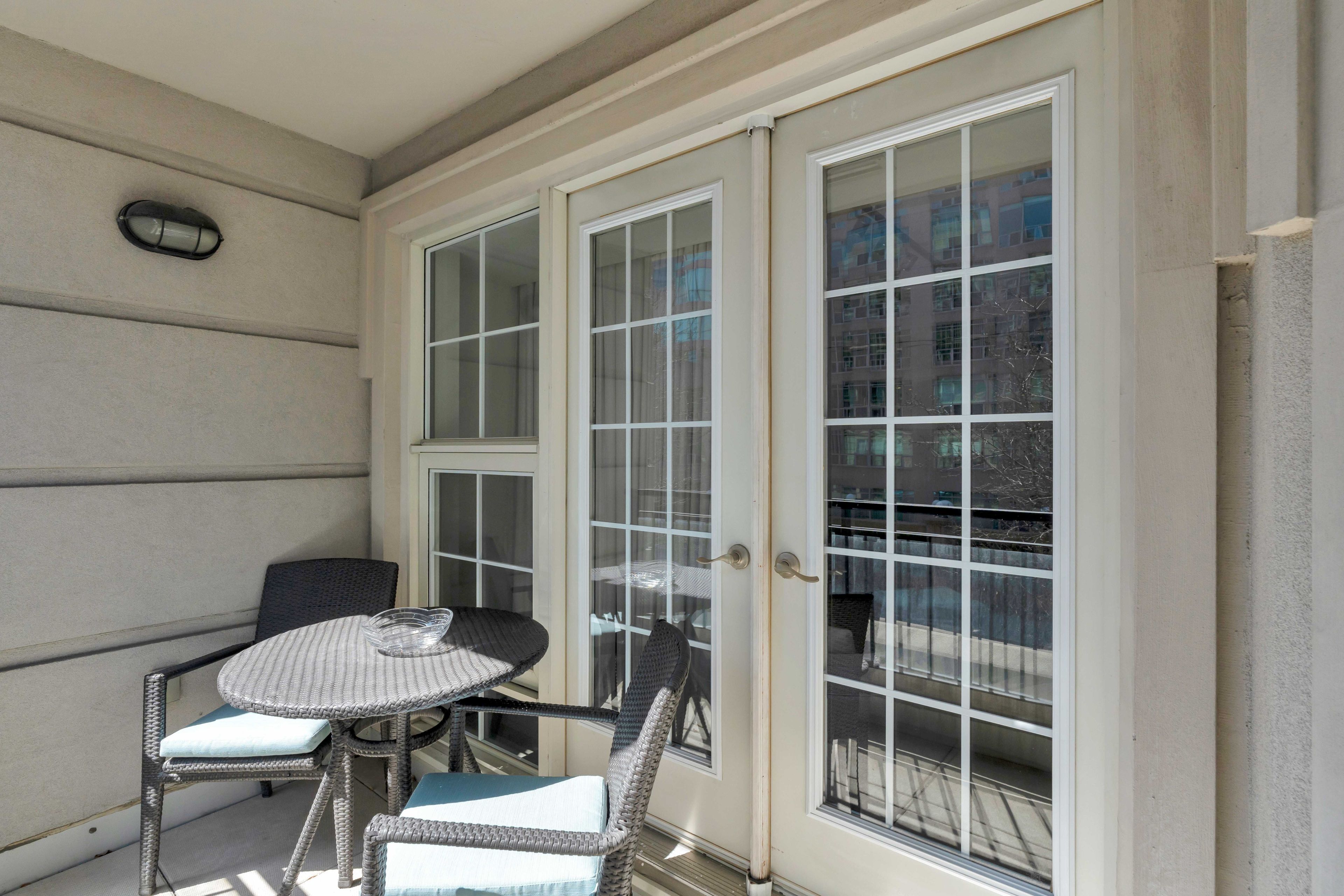 77 Mcmurrich Street 213