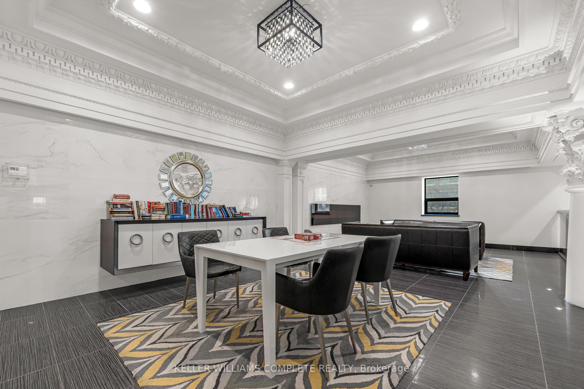 1 Bedroom Condo at 112 King,  Hamilton For sale