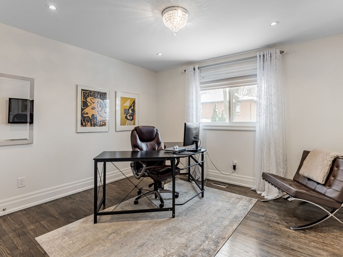 24 Edmund Seager Drive