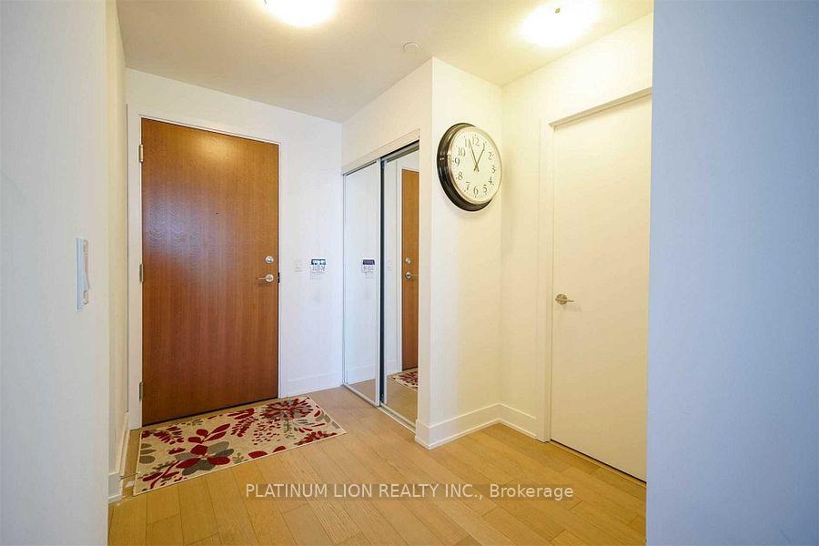 1 Bedroom Condo at 20 Shore Breeze, Toronto For sale