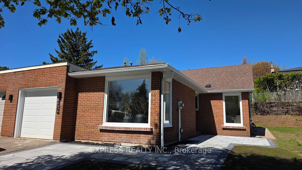 1215 Garthdale