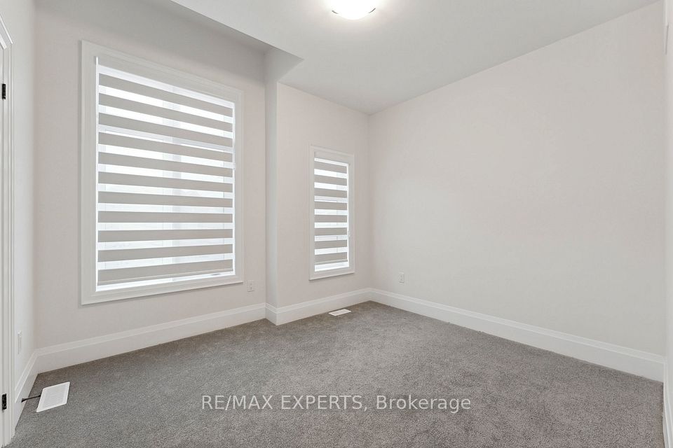 7 Kessler Drive
