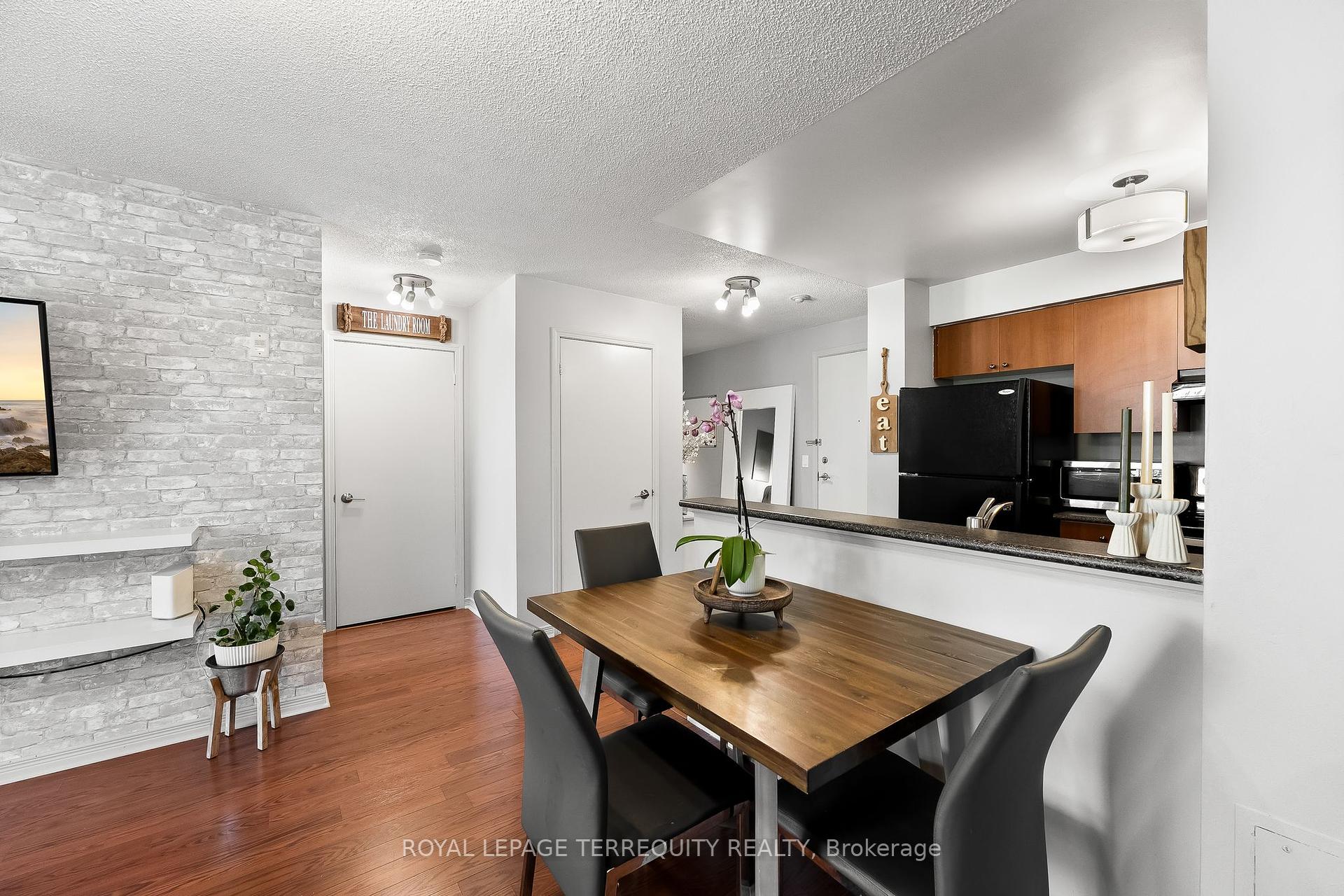 3 Bedrooms Condo at 3650 Kingston RD, Toronto For sale
