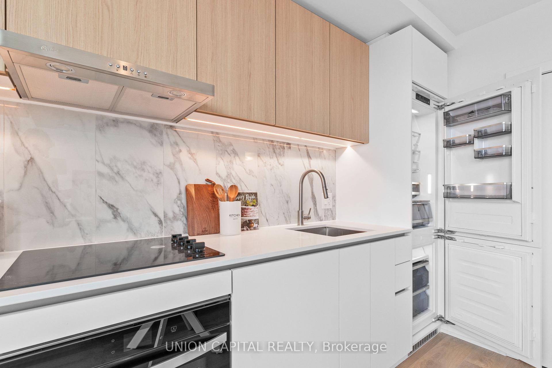 2 Bedrooms Condo at 1100 Sheppard, Toronto For sale