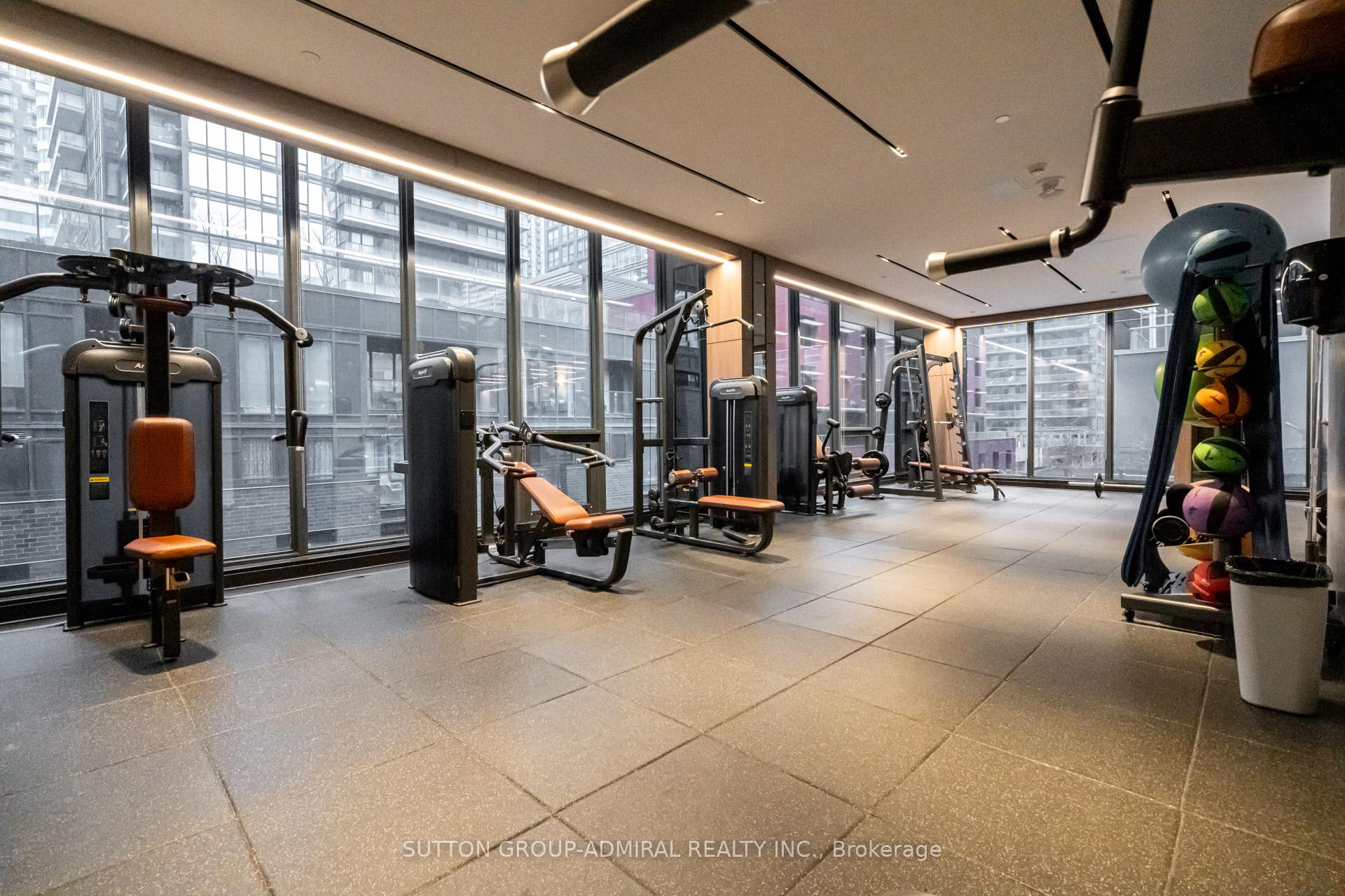 2 Bedrooms Condo at 55 Mercer,  Toronto For sale
